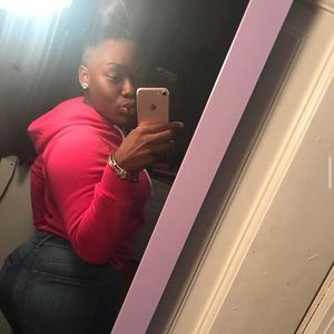 Meet your Posher, Evanity